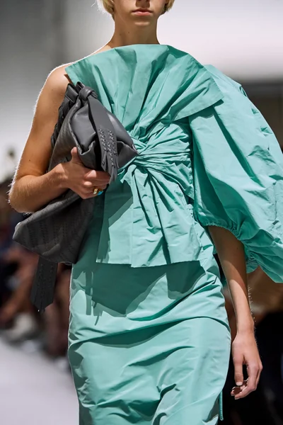 Look 149